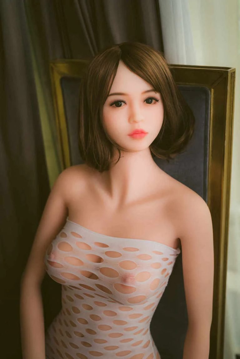 poupée asiatique 140 cm mypups réaliste 1