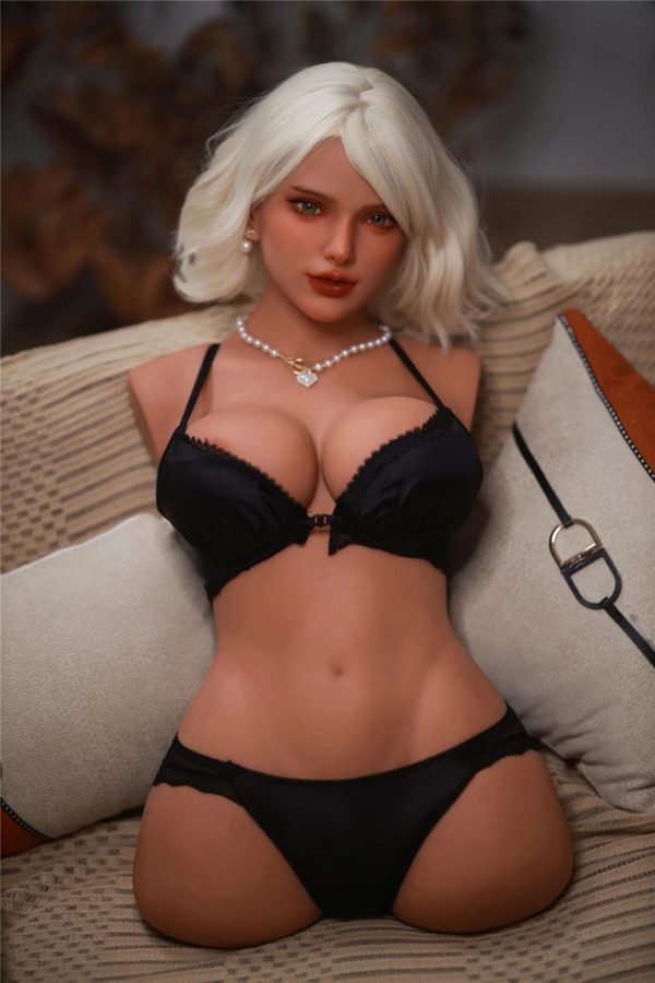 fire doll poupée sexuelle torse poitrine 2